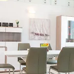 Topdeck Exclusive Apartment